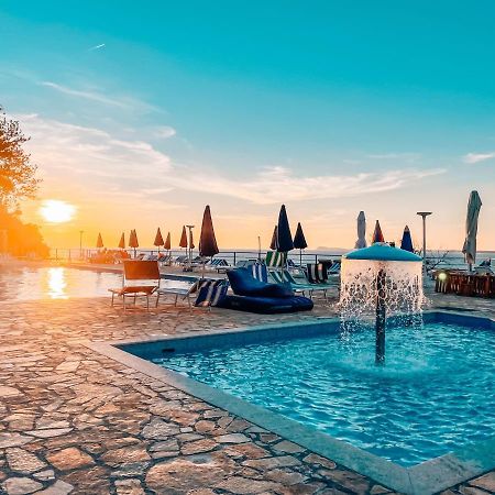 Aqua Holiday Apartments Vlorë 外观 照片